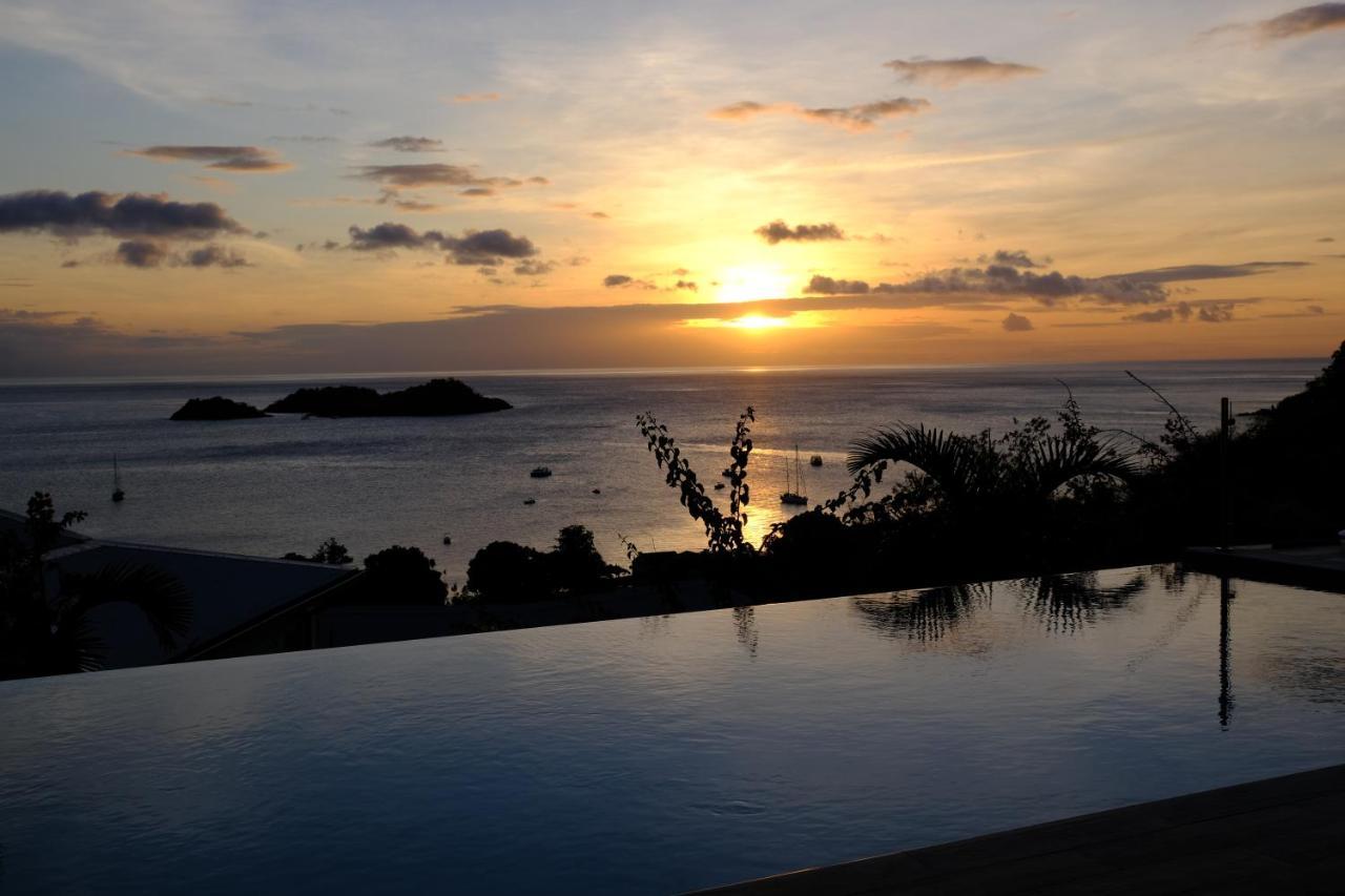 Sunset Palm - Superbe Villa Créole avec piscine face au coucher de soleil Bouillante Extérieur photo